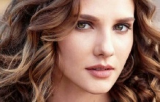 Rakiplerini geride bıraktı