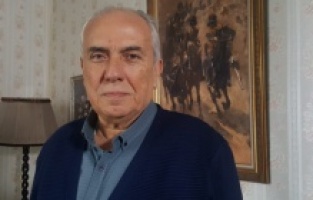 Usta oyuncu Hakan Altıner Kırmızı Kamyon'da!