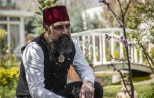 Abdülhamid, Sadrazam Paşa ile yüzleşiyor
