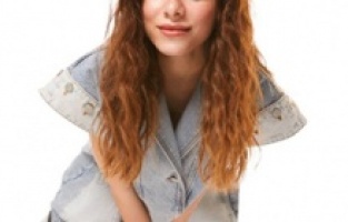 İlayda Alişan: "Utangaçlığım hayalperest olmamı tetikledi"