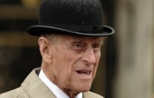 Kraliçesi Elizabeth'in eşi Prens Philip yaşamını yitirdi