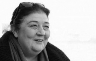 Meral Okay vefatının 9. yılında hasretle anılıyor