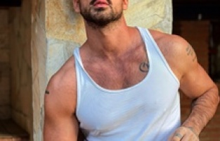 Michele Morrone bu defa sesiyle gündemde