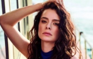 Özge Özpirinçci’den polis baskını açıklaması