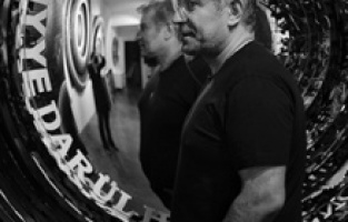 Ahmet Güneştekin’in “Kutsal Ağaçlar” sergisi gün sayıyor