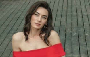 Hande Subaşı "Baht Oyunu"nda!