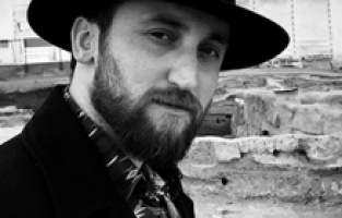 Sanatçı Alper Aydın gençlerle buluşuyor