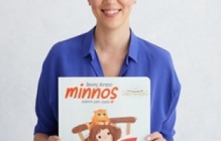 Sevilen oyuncu minik okurlar için kitap yazdı