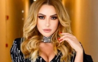 Hadise'den mutluluk dansı