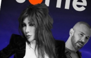 Hande Yener ve Berksan'dan yaz sürprizi