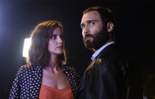 İpek'in başı belada