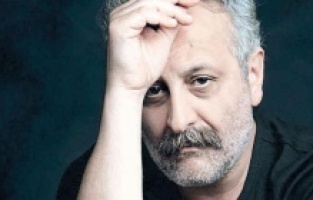 Onur Ünlü: "Mecnun aptallığı diye bir şey var"