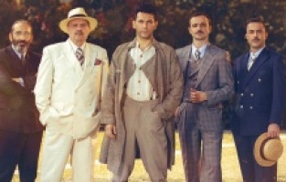 “Aziz"in karizmatik erkekleri