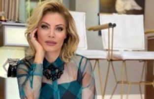 Seray Sever anne oluyor!