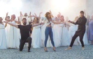 Ferman Akgül’den "Burçlar" filmi için özel şarkı