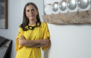 İspanya Kraliçesi’nden Füsun Eczacıbaşı’na ödül