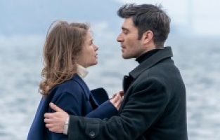 Adil’in ölümü Nalan ve Hayri’yi yakınlaştırıyor