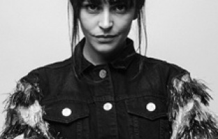 Hayali FBI ajanını canlandırmak