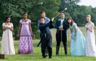 Netflix, Bridgerton'ın fragmanı ve görsellerini paylaştı