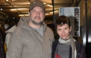 Okan Yalabık ile Ezgi Ayvalı'dan mutluluk pozu