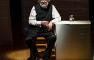 Orhan Veli’nin dizeleri müzikle bir araya geliyor