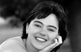 EastEnders'in yıldızı Melanie Clark Pullen hayatını kaybetti