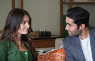 Elif ve Emir arasında yakınlaşma