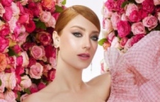 Hazal Kaya meğer şaka yapmış!