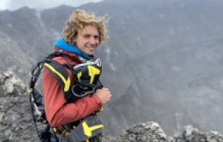 Chris Horsley’nin sıra dışı yolculuğu BBC Earth'de