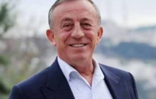 Ali Ağaoğlu kalp krizi geçirdi