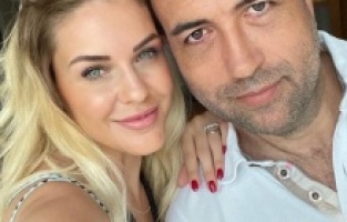 Emine Ün'ü eski eşi, kardeşi Mine Ün'le mi aldattı?