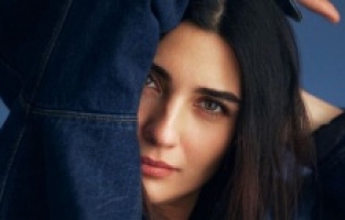 Tuba Büyüküstün estetik mi yaptırdı?