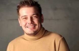 Arda Kural, darp gerekçesiyle gözaltına alındı