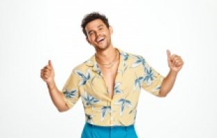 Cem Belevi'den "80 Günde Devri Alem" konserleri