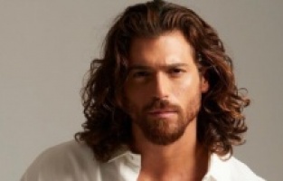 Macaristan Can Yaman'ı seviyor!