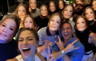 Oğuzhan Koç'tan bekarlığa veda partisi