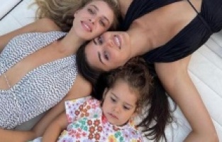 Hande Erçel'in yeğeni Mavi'yle ilgili açıklama geldi!