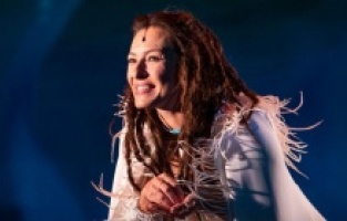 “Ben Anadolu”u Ayça Bingöl yeniden sahneye taşıdı