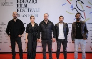 “Tatlı Süt Köpüğü” filminin ekibi, Türkiye prömiyerini yaptı