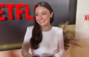 Ayça Ayşin Turan: "Hala senaryo okuyorum"