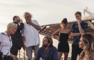 “Hüzün Üçgeni”  Avrupa Film Ödülleri’nde 4 dalda aday