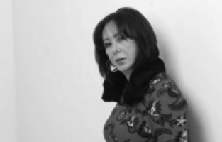 Ünlü şarkıların söz yazarı Hülya Şenkul hayatını kaybetti