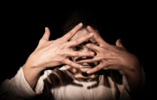 Toprağın altından yükselen çığlık: Ten Rengi