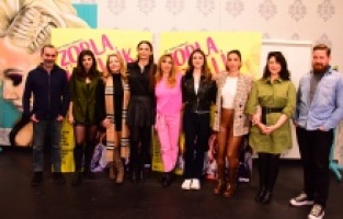 "Zorla Güzellik Olmaz" ekibi oyunu anlattı