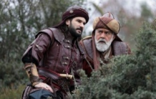 Barbaros Hayreddin, Şarlken’in sarayına sızabilecek mi?