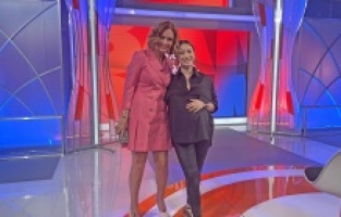 Hazal Kaya “Bambaşka Sohbetler”e konuk oluyor