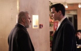 Ömer aşkının peşini bırakmamaya kararlı!