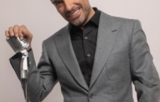 Uğur Aslan, hayranlarının gönlünde bir kez daha taht kurdu