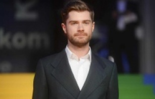 Belçikalı yönetmen Lukas Dhont, Türkiye için destek çağrısında bulundu