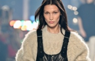 Bella Hadid'ten yeni Türkiye paylaşımı